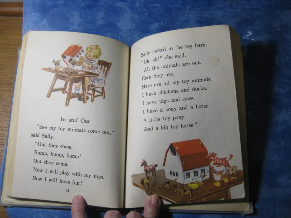 VINTAGE FUN WITH DICK AND JANE BASIC READERS 1945-47 Edition HC - Image 4 of 4