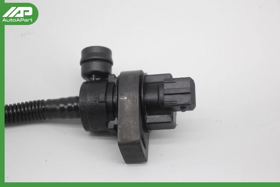 ✅ 02-08 BMW E65 E66 550i 650i 750i Fuel Breather Vacuum Emission Vent Valve OEM - Image 2 of 4