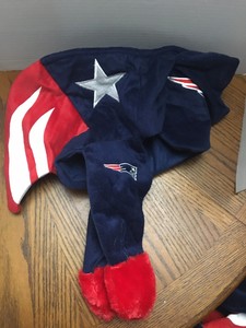 New England Patriots Mascot Short Thematic Hat Blue Pom Pom Nfl Nwot One Size Ebay