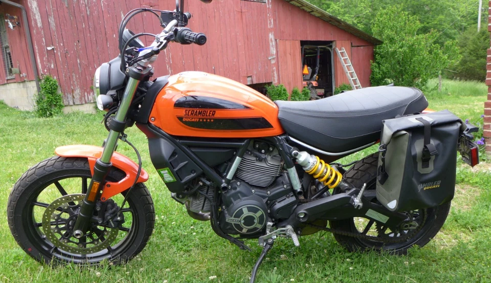 Ducati Scrambler Sixty 2 2016 Foto 3 de 4