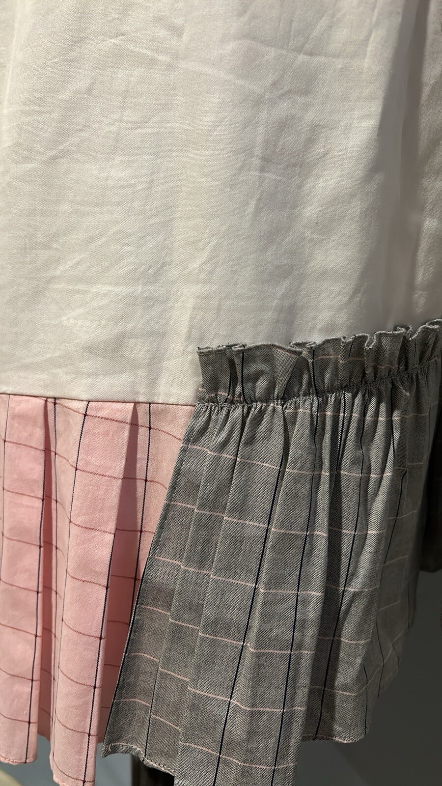 Scripted Asymmetrical 3/4 Button Down Pull Over C… - image 3