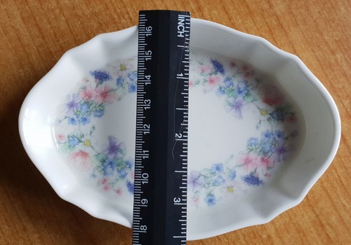 Vintage "Angela" Wedgwood bone china trinket dish - Picture 5 of 5