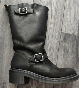 doc martens engineer boots