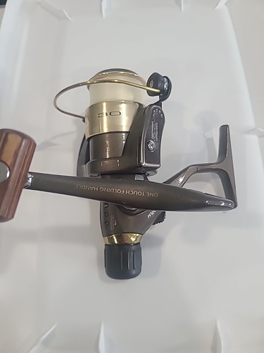 Quantum Vapor 30 Spinning Fishing Reel 4 Ball Bearing Continuous Antireverse QVA - Picture 2 of 16