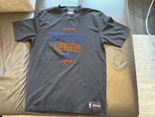Hugo Boss x NBA Basketball New York Knicks T-shirt Men Size L *free shipping*