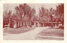 1957 Vera Beach Florida Beach Haven Apartments occupation Postcard 25-9652