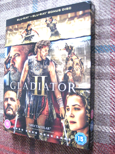 RIDLEY SCOTT'S GLADIATOR II 2 BLU RAY + SLIPCASE BRAND NEW & SEALED FREE P&P - Picture 2 of 3
