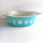 Vintage PYREX “Snowflake” Turquoise Oval 1.5 qt Casserole Dish 043 With Lid 943