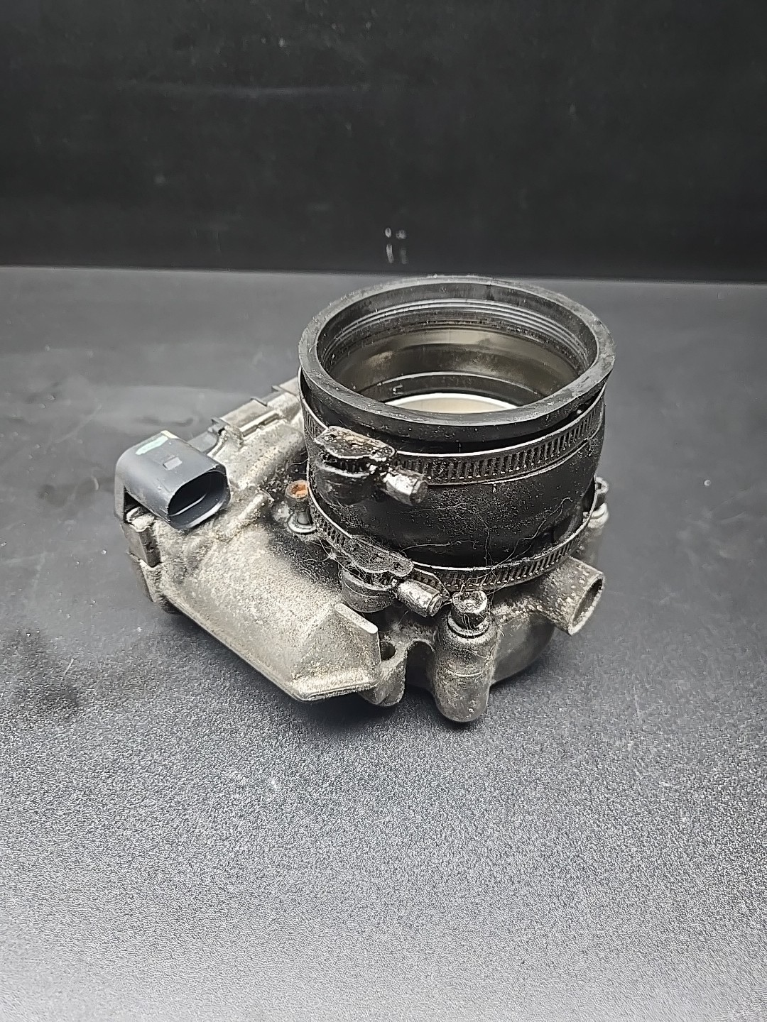 2014-2019 MASERATI QUATTROPORTE / GHIBLI S Q4 3.0L V6 THROTTLE BODY OEM