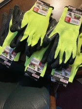 5 pairs of Tool Bench Heavy Duty Latex Gloves - NEON Green.  One size fits most.
