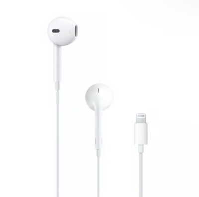 Wired Earphones with USB-C Connector - White