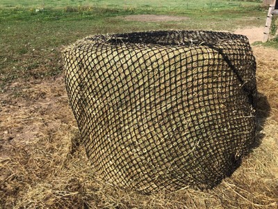 Knotless Round Bale Slow Feed Hay Net 4x5 Free Trailer Net Ebay