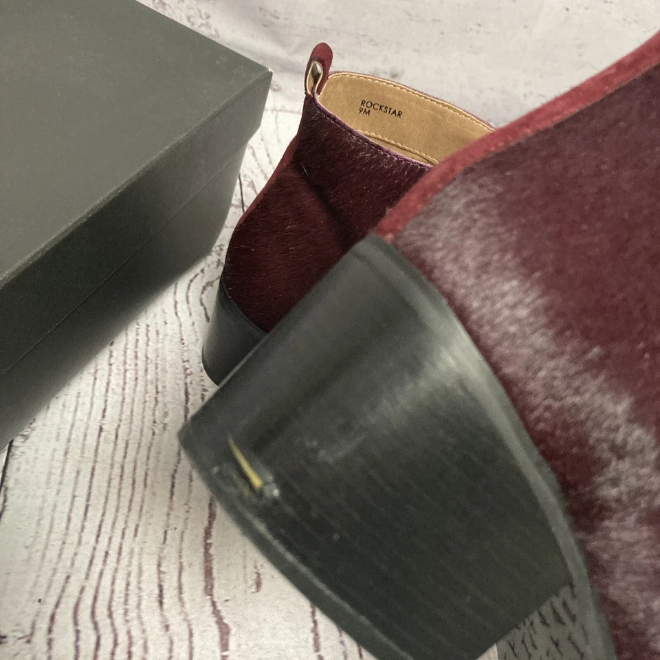 Botín Tahari Rockstar para mujer talla 9M rojo vino gamuza piel punta almendra Foto 2 de 4