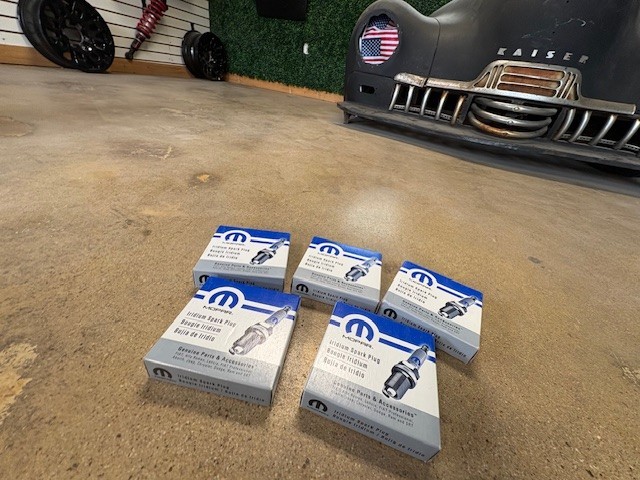 5 Set of 4 Genuine Jeep 11-24 Iridium Spark Plug SP149125AF same as dealership