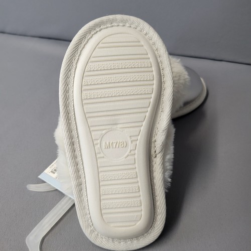 Cat & Jack Slippers Youth Girls M 7/8 Lila Scuff Puff Silver Fax Fur Soft New - Picture 7 of 8
