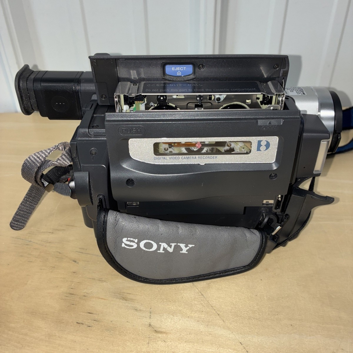SONY DCR-TRV130 NTSC デジタルハンディカム Sony Handycam DCR-TRV130