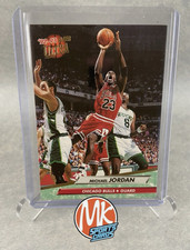 1992-93 FLEER ULTRA BASKETBALL - MICHAEL JORDAN (card #27)
