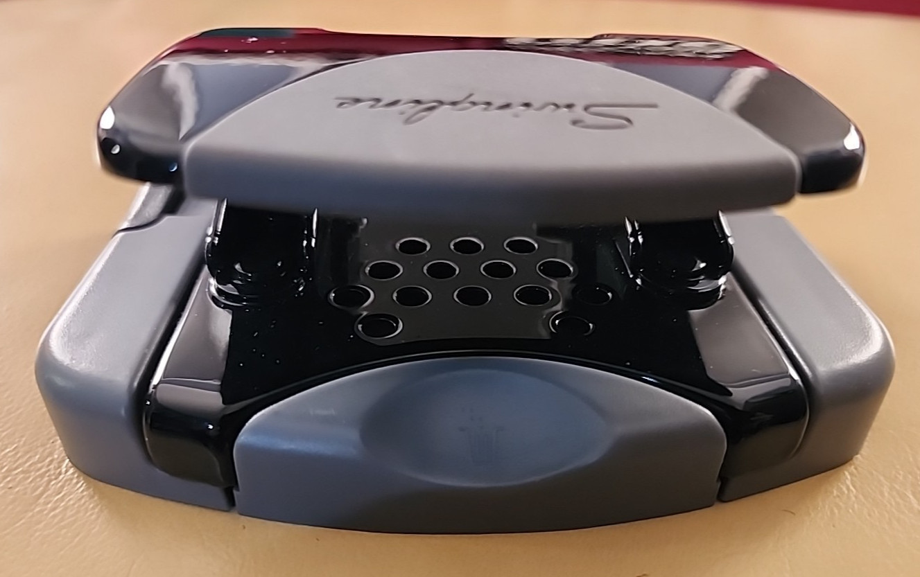 Swingline 2 Hole Punch, 20 Sheet Capacity Hole Puncher, Paper Punch, SmartTouch