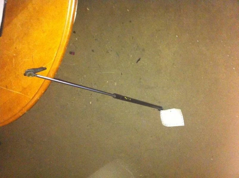 99 MITSUBISHI ECLIPSE HATCHBACK STRUT - Image 4 of 4