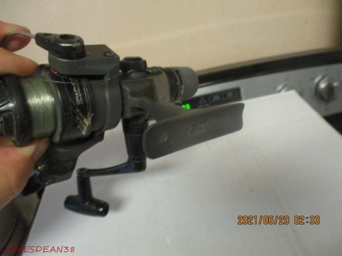 SHIMANO AX SPINNING REEL - Picture 3 of 6