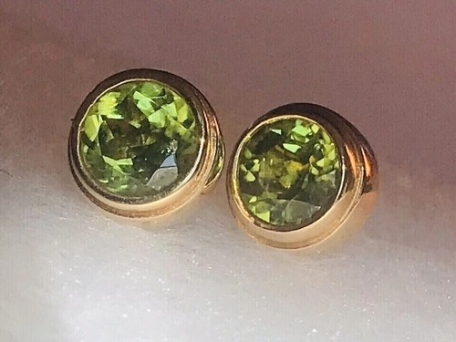 2Ct Round Cut Lab Created Green Peridot Women's Earrings 14K Yellow Gold Plated - Picture 3 of 4