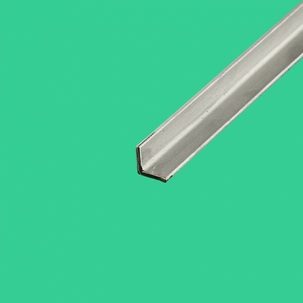 Cornière inox 40x40 satiné pour une finition architecturale haut de gamme