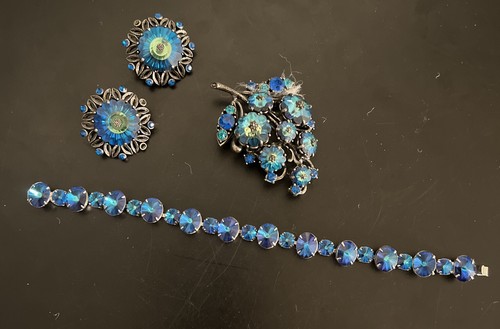 WEISS Signed Aurora Borealis Rhinestone Bracelet Brooch Earrings Set - BLUE VTG - 第 2/12 張圖片