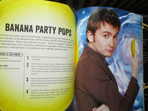 DOCTOR WHO THE OFFICIAL COOKBOOK (2016) 40 Wibbly-Wobbly, Timey-Wimey Recipes - Picture 9 of 11