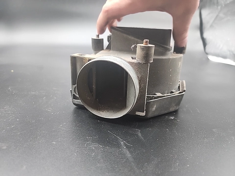 BMW E30 E24 E28 533 633 733 735i SENSOR DE FLUJO DE AIRE MÁSICO BOSCH (82-89 OEM L7 Foto 4 de 4