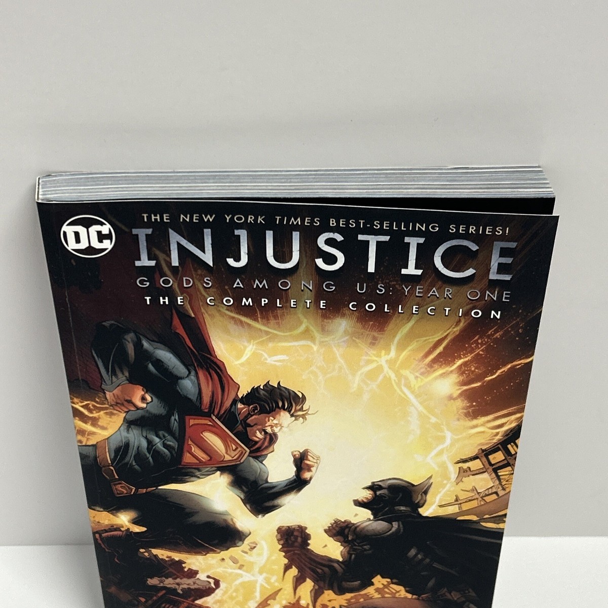 Injustice: Gods among Us Year One - The Complete Collection (DC