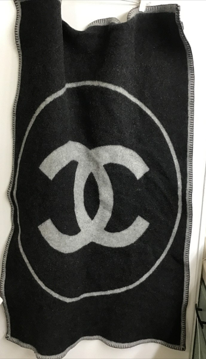 Chanel Throw Wool And Cashmere Thick Heavy Stitched Trim