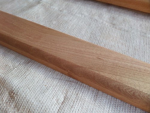 hardwood garden bench slats Sapele 1.22m (4ft) x 70mm x 30mm thick threshold - Picture 12 of 13