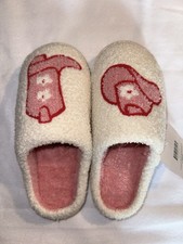 Women  s Plush Slippers Size 5-6 New W/Tags Never Had Box