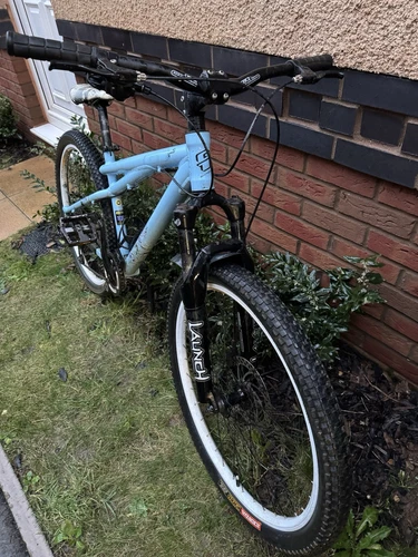GT Chucker jump bike - Picture 4 of 5