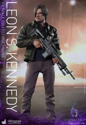 Hot Toys Resident Evil 6 Leon S. Kennedy VGM22 1/6 Scale Figure