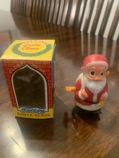 Vtg Clockwork Walking Wind Up Santa Claus Toy In Box No. 971 -Made In Hong Kong