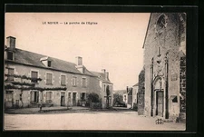 Old postcard Le Noyer, le porche de l ́Eglise 