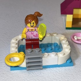 Lego Juniors Family House 10686, ages 4-7 has manual, no box