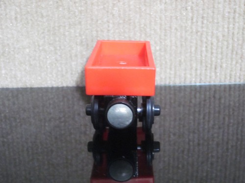 Thomas il treno carro merci rosso ferrovia in legno 2003 - Foto 3 di 6