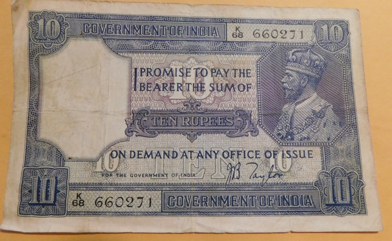 10 Rupees India issued  Government of India featuring George V (1917- 1930)