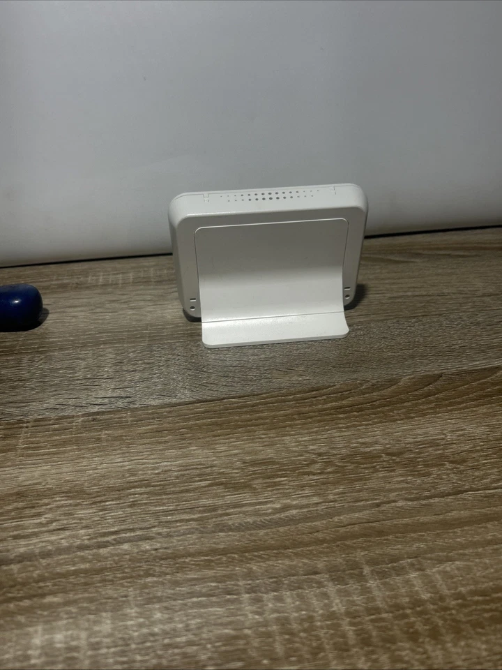 Honeywell Home T3R Wireless Programmable Thermostat T3H700RF0096 - Image 4 of 4