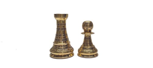 4.1/2 inch King Brass Chess Set Large Chess Hand Carved Pieces - Picture 2 of 3