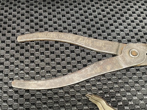 Sicherungsringzange WALDES TRUARC 23 & markenlose rot beschichtete Griffe IN2233 - Bild 4 von 5