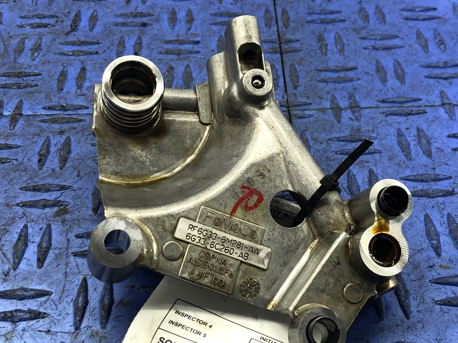 2006-2018 ASTON MARTIN VANTAGE V8 ENGINE RGHT VARIABLE TIMING BRACKET 6G33-6C260