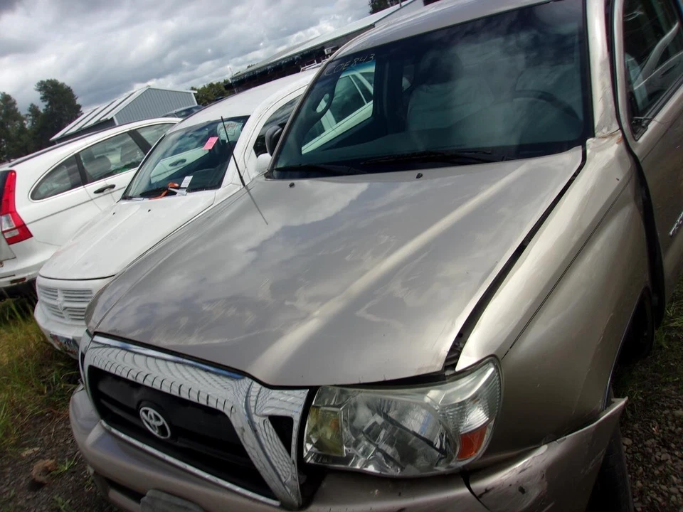 Medidor de flujo de aire de inyección de combustible usado se adapta a: Toyota Tacoma 2006 2,7 L 4 cilindros 2TRF Foto 2 de 4