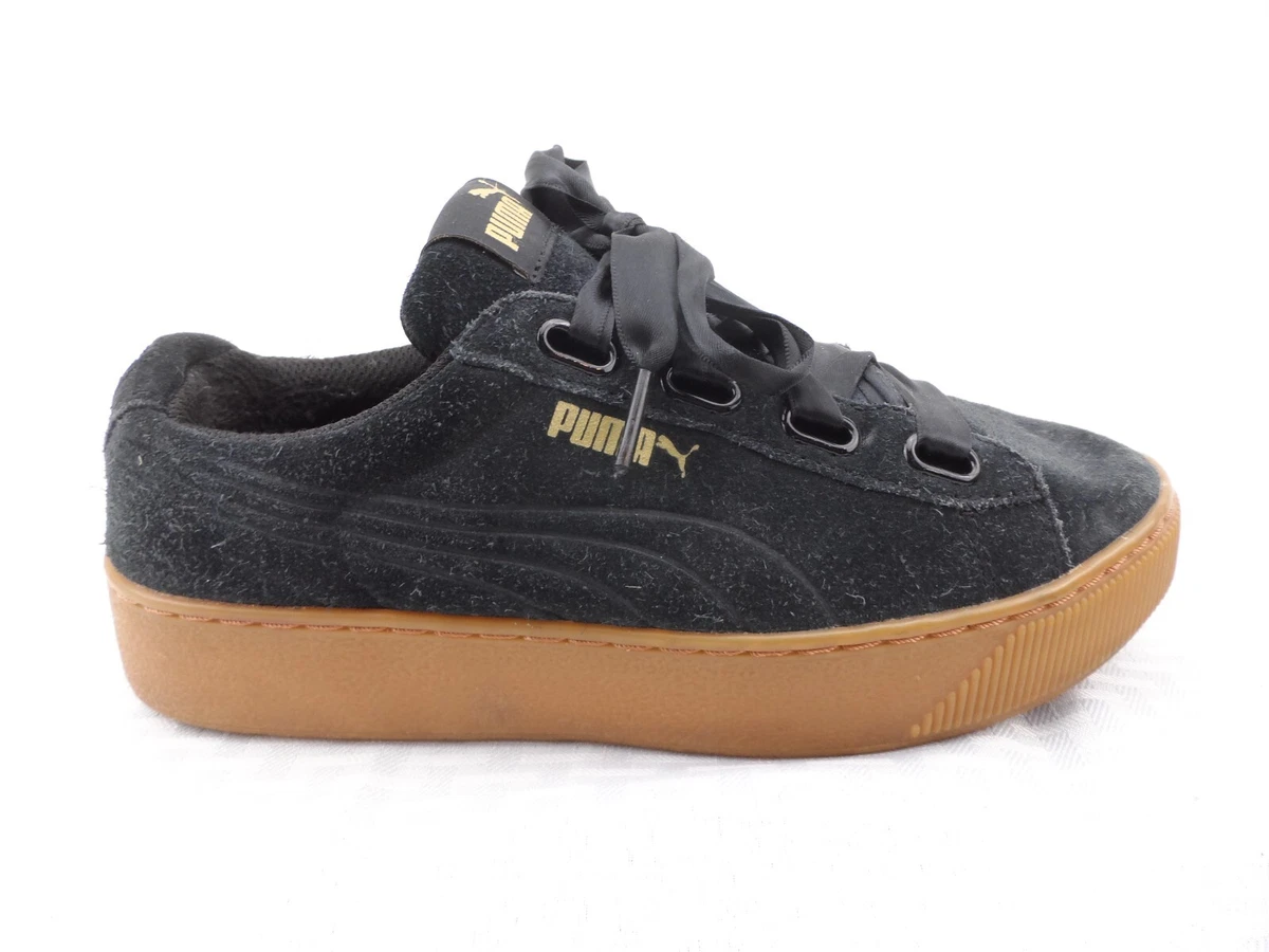 Puma black sales brown sole