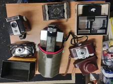 LOT OF VINTAGE CAMERA AND PARTS KODAK BROWNIE HAWKEYE
