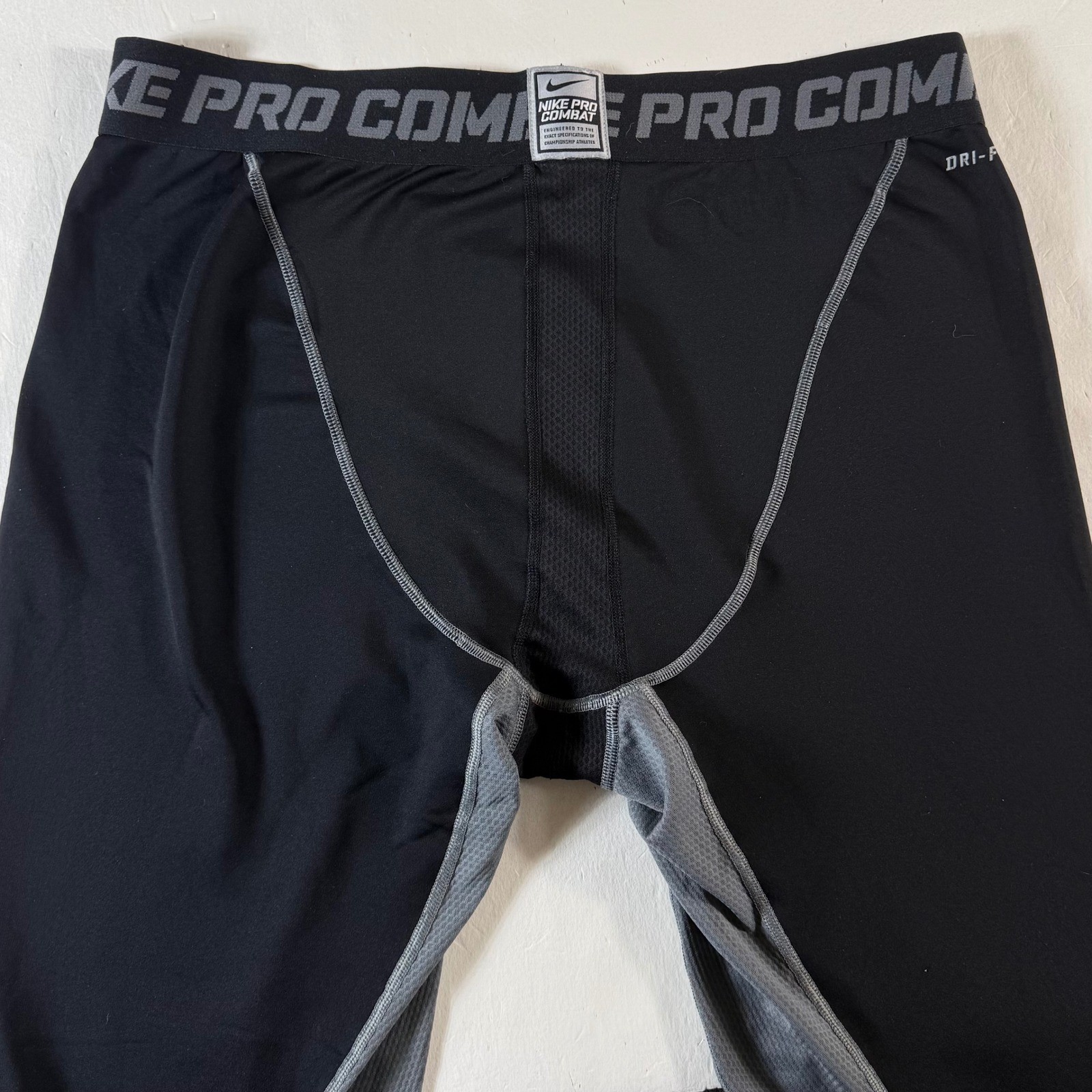 Nike Pro Combat Hyperwarm Compression Leggings Me… - image 3