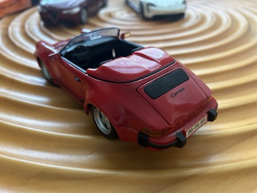 1:24 Ferrari Aston Martin Lotus Porsche Pagani - Picture 16 of 23