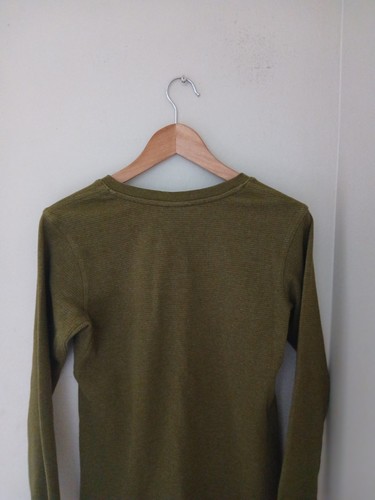 Duluth Trading Co Burly Thermal L/S Henley Size Small Green Outdoors Gorpcore - Picture 9 of 10